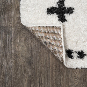 Cristo Berber Geometric Shag Area Rug